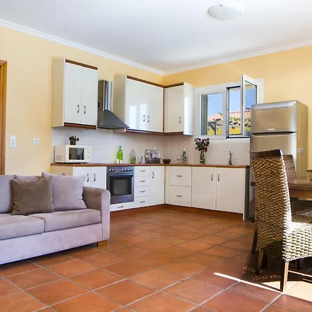 Alexandra Villa Katelios