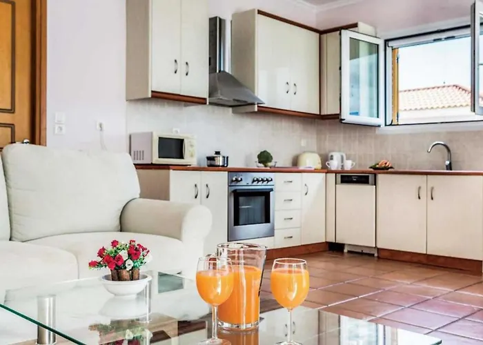 Alexandra Villa *